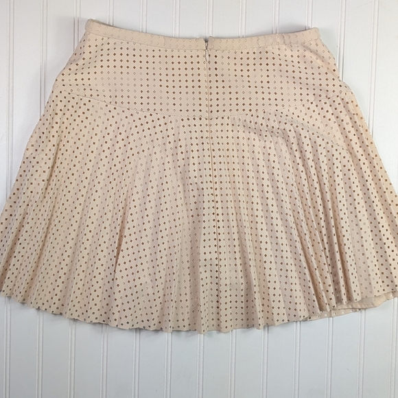 J. Crew Cream Laser Cut Skater Skirt 6 - Picture 5 of 8
